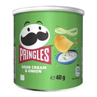 Chipsuri gust de smantana si ceapa Sour Cream&Onion Pringles, 40g